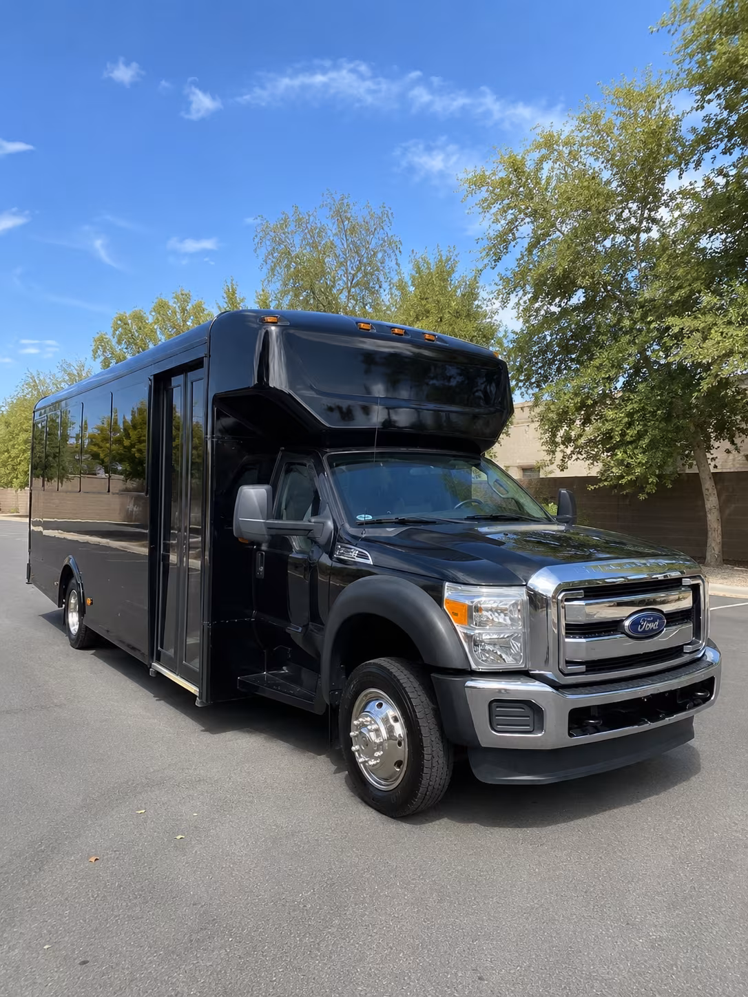 burbank new years eve party bus rental