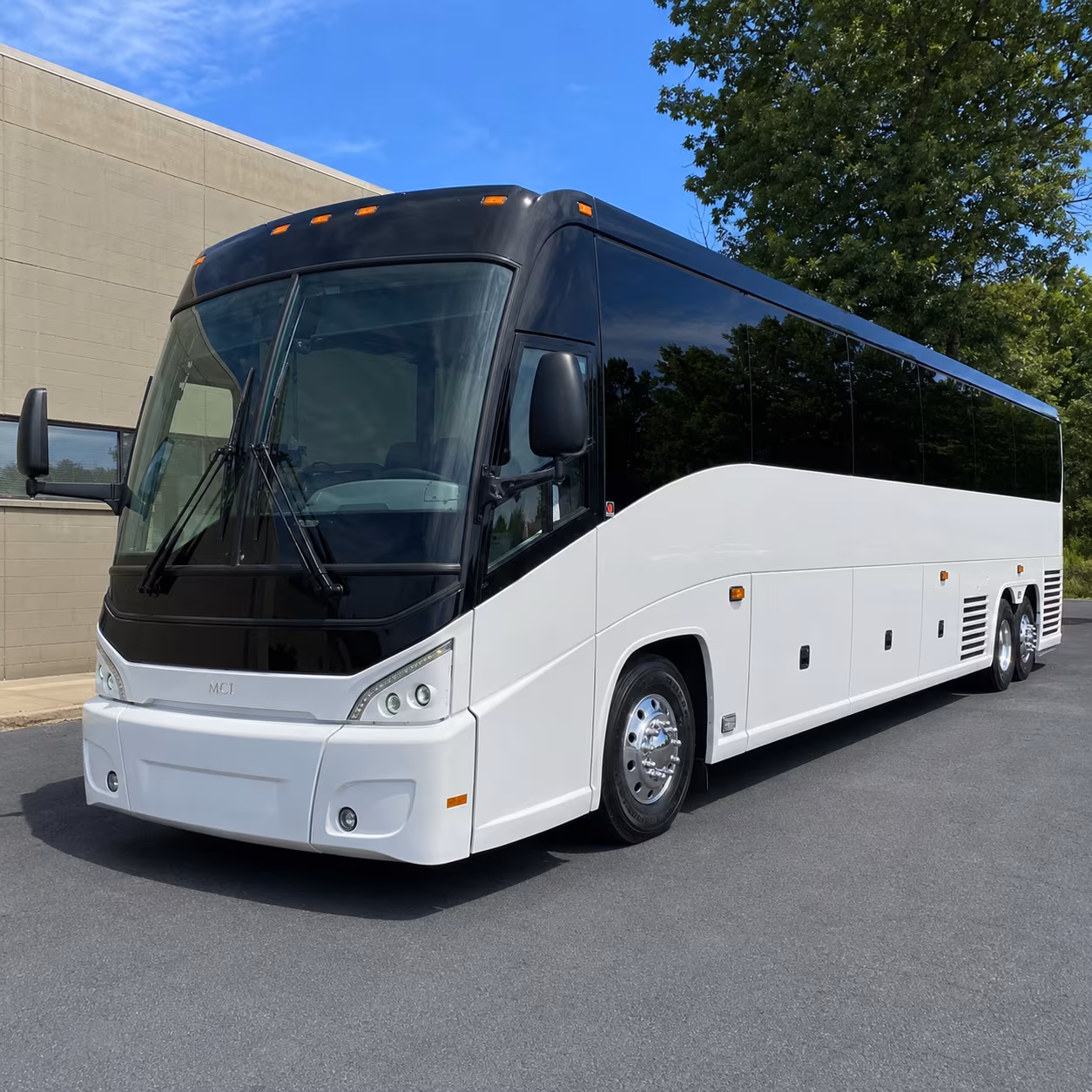 charter buses for santa barbara and paso robles wine country day trips