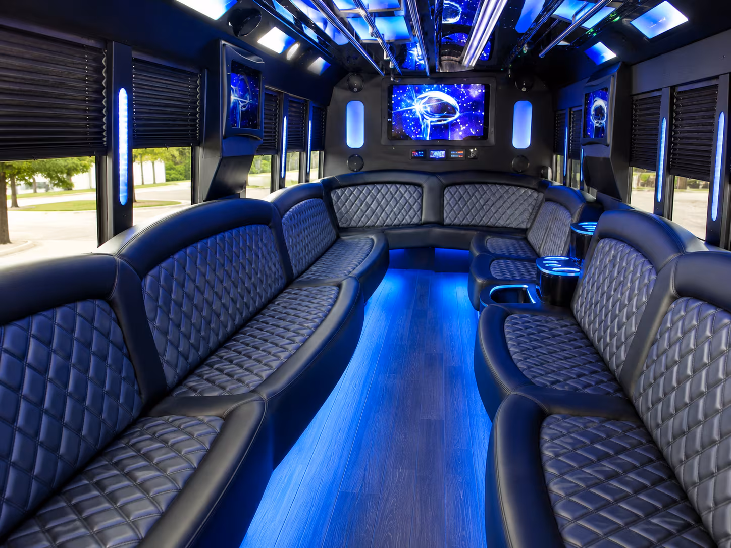 convention bus rentals for events at the burbank convention center