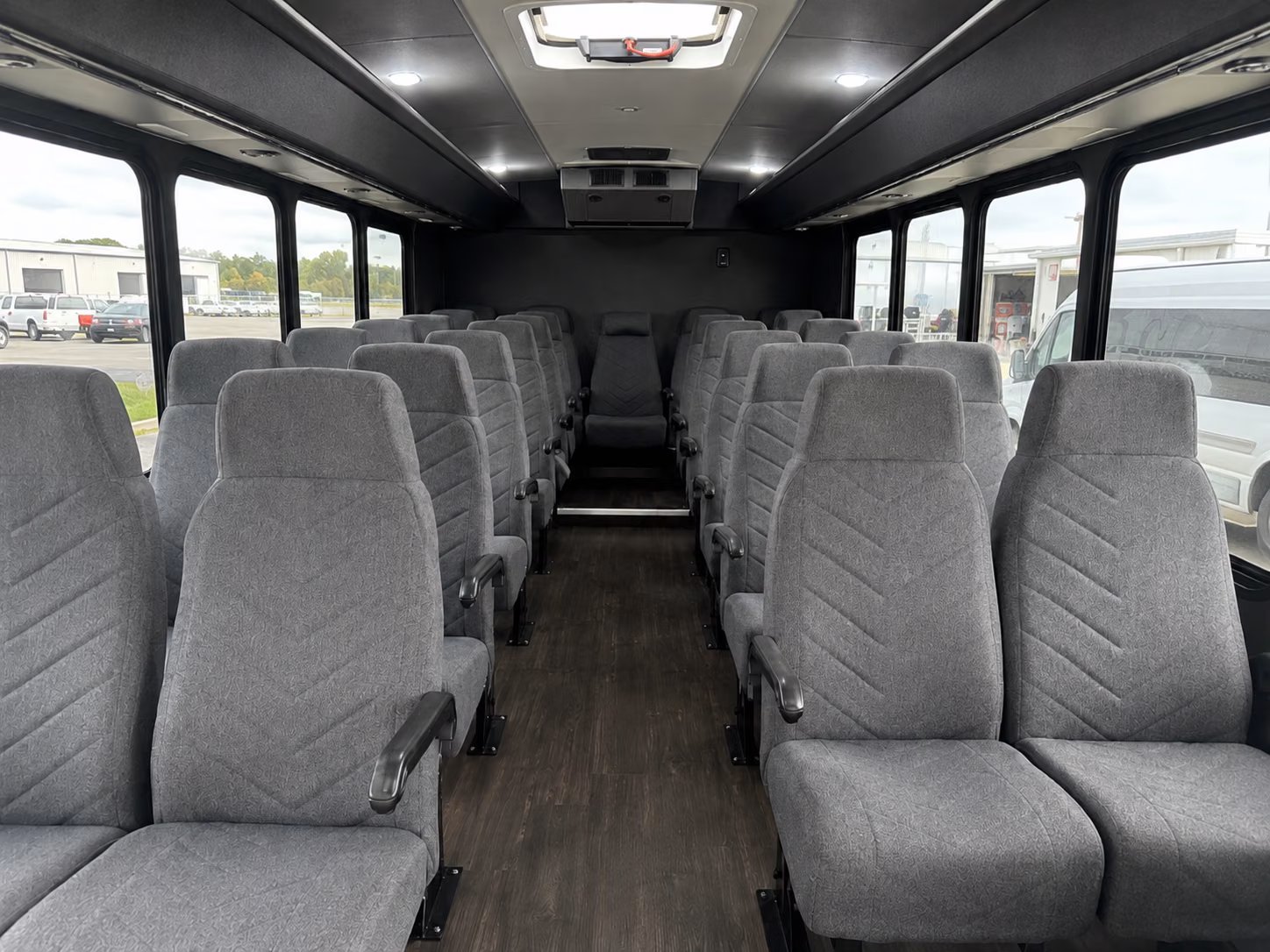 find the perfect transportation for your next airport transfer 2