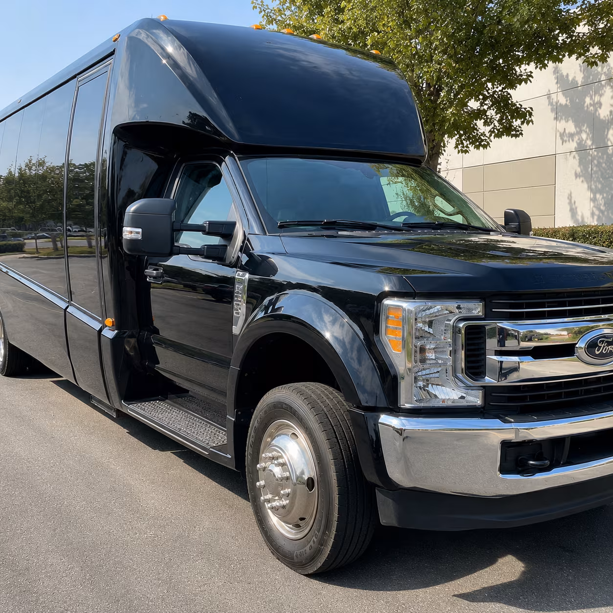minibuses for executive shuttles between burbank studios and convention venues